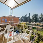 Valessia House With Apartment