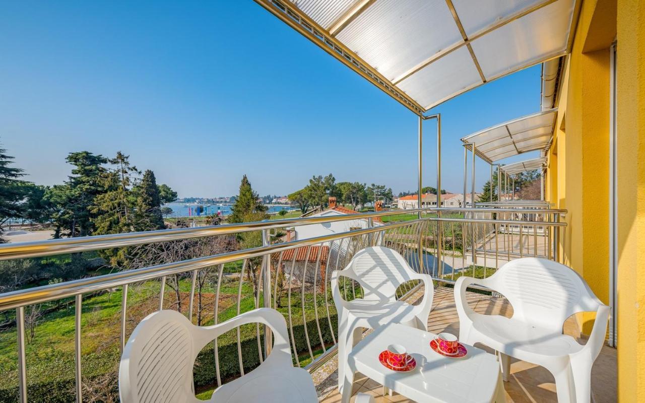 Apartment Valessia House With